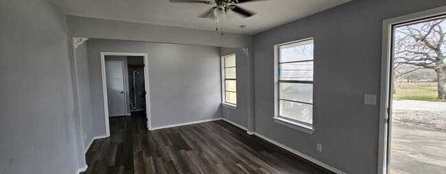 Building Photo - 3060 FM 2265