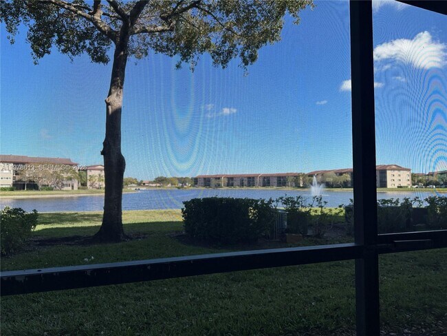 Building Photo - 901 SW 141st Ave