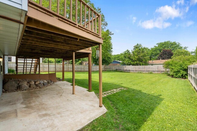 Building Photo - 4518 American Ash Dr