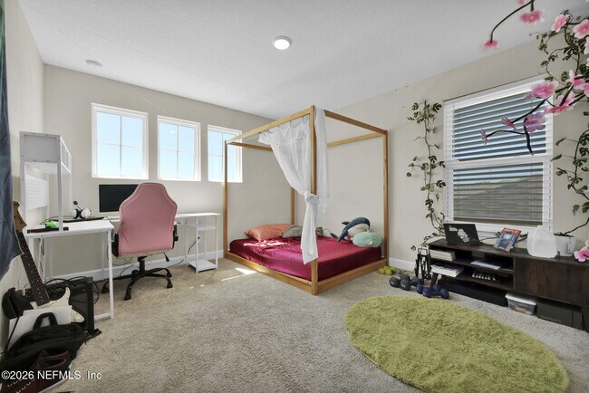 Building Photo - 409 Honeycomb Trl