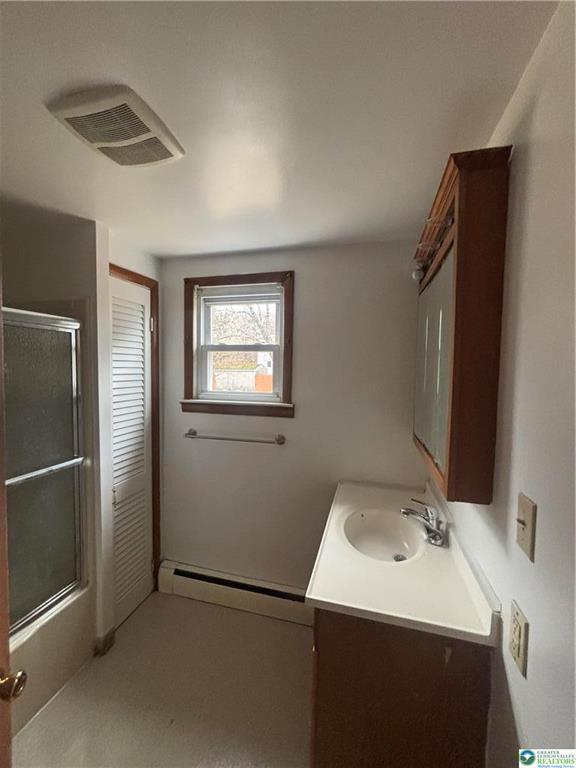 Building Photo - 257 E 2nd St