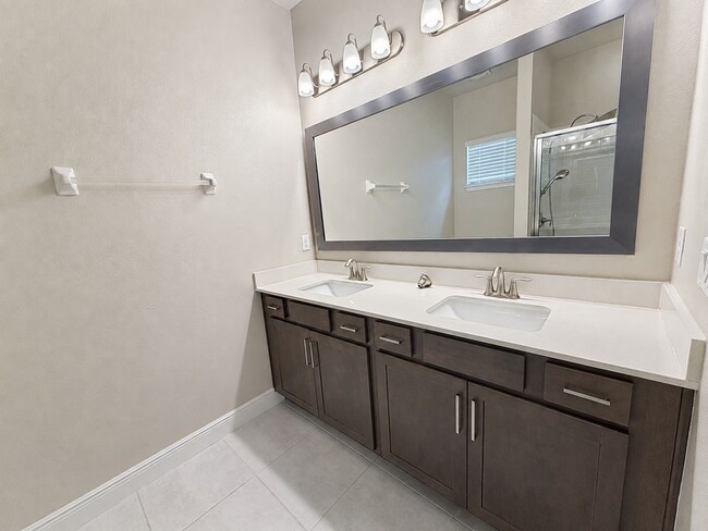 Building Photo - Spacious 5-Bedroom Home at 170 Mitchell's Manor – 4.5 Baths and 2,708 Sq Ft of Comfort in Haines ...