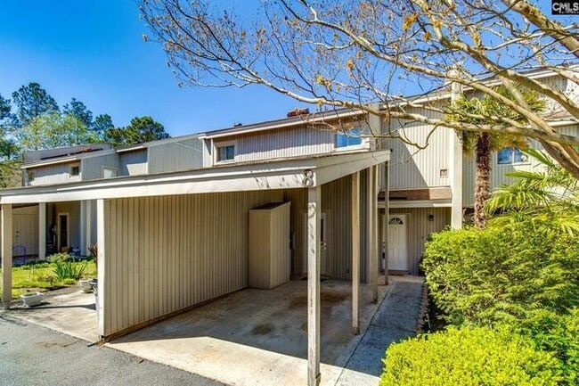 Building Photo - 8 Royalgate Dr