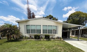 Building Photo - 2140 Pebble Beach Blvd