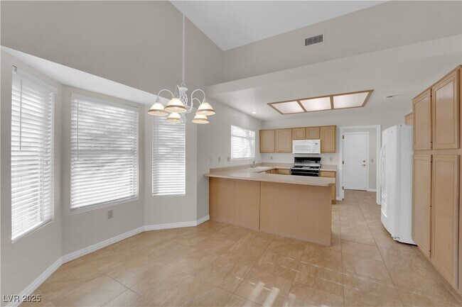 Building Photo - 9013 Litchfield Ave