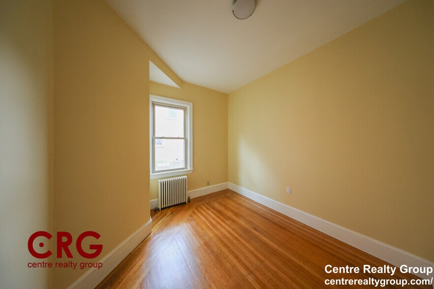 Building Photo - 22 Grand View Ave