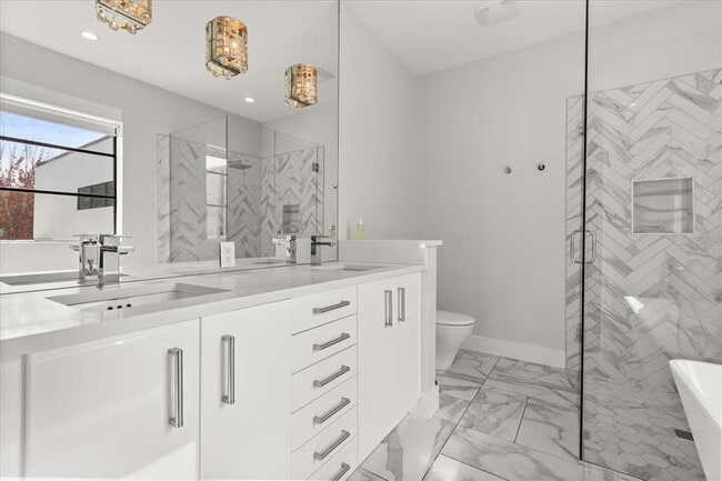 Building Photo - 1049 N Kentucky Ave