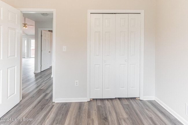 Building Photo - 6013 Fairridge Ct