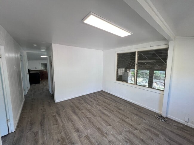 Building Photo - Charming 3-Bedroom Plantation Cottage in K...