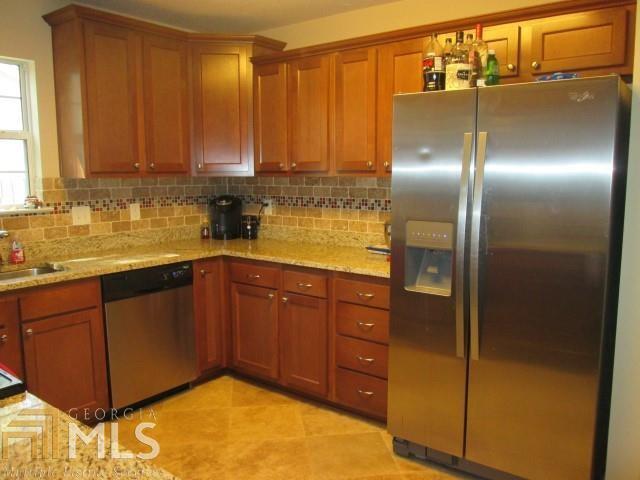 Building Photo - 301 Royal Pines Way