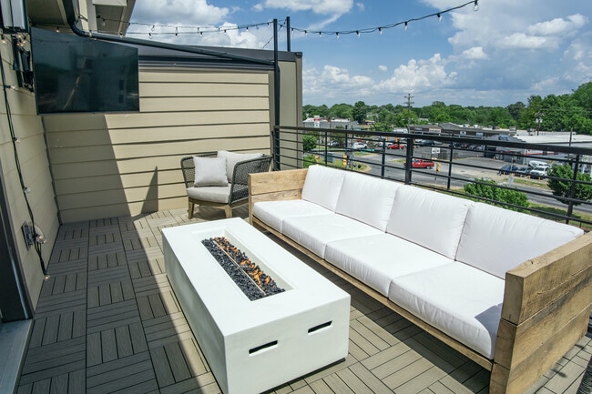 Building Photo - 3826 Sky Haven Dr