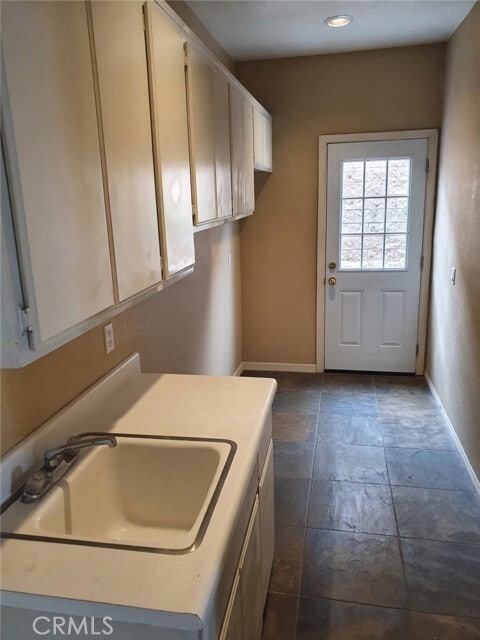 Building Photo - 15075 Cll La Paloma