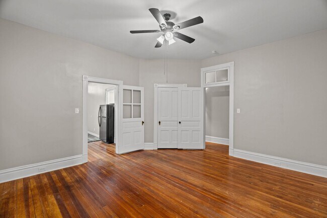 Building Photo - Extremely Spacious and Bright 2-Bedroom Apartment on Cherokee Street