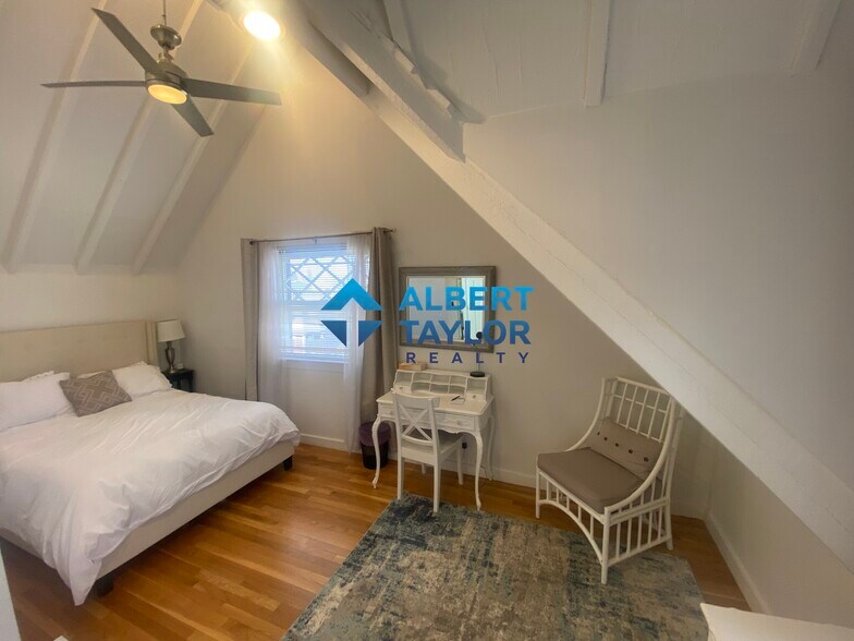 Building Photo - 15 Chiswick Ter