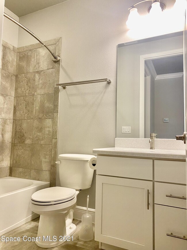 Building Photo - 2715 Vuldarno Ln