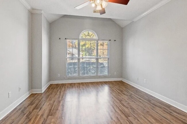 Building Photo - 1803 Collier Way