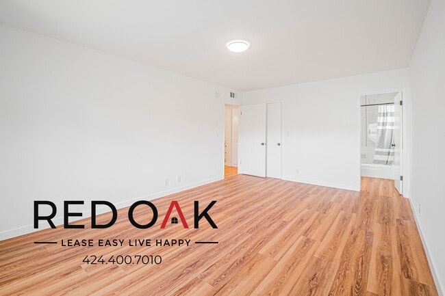 Building Photo - 463 S Maple Dr