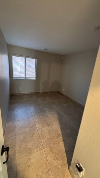 Building Photo - 21047 N Alma Dr