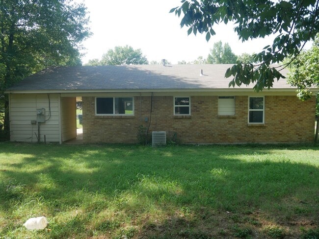 Building Photo - 6465 Southbridge Cove