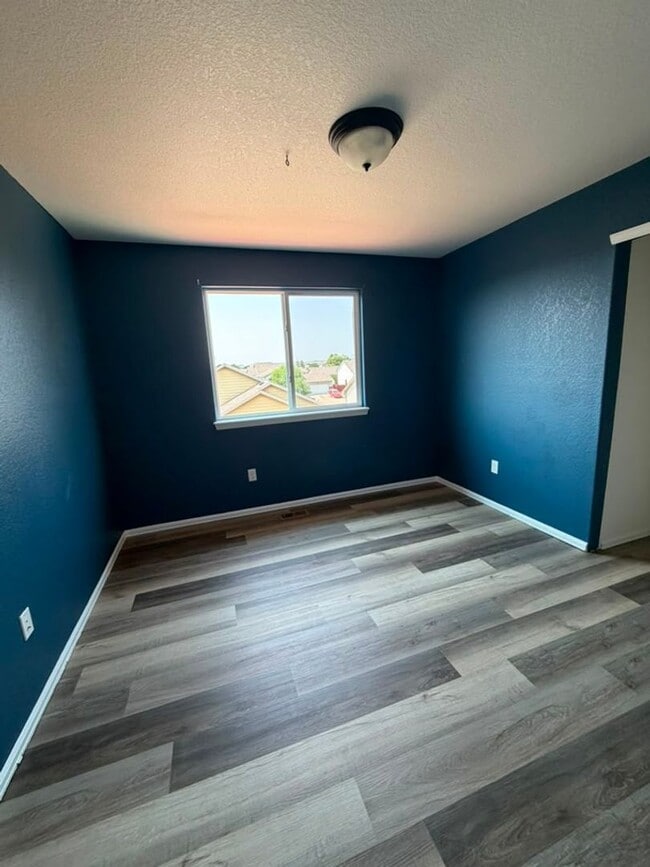 Building Photo - 2827 Aspen Ave