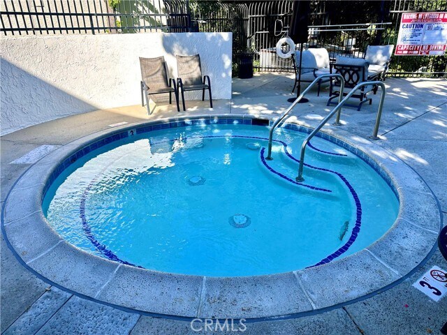 Building Photo - 4648 Park Granada