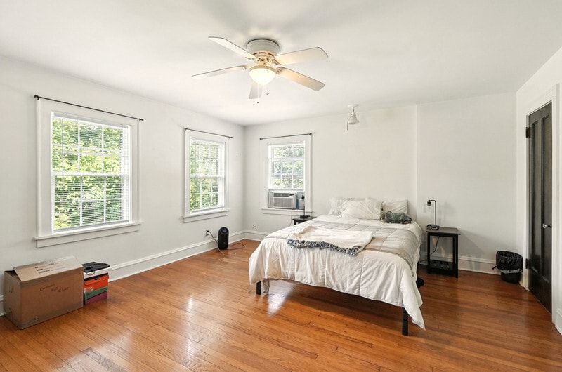 Building Photo - 2341 S Overlook Rd