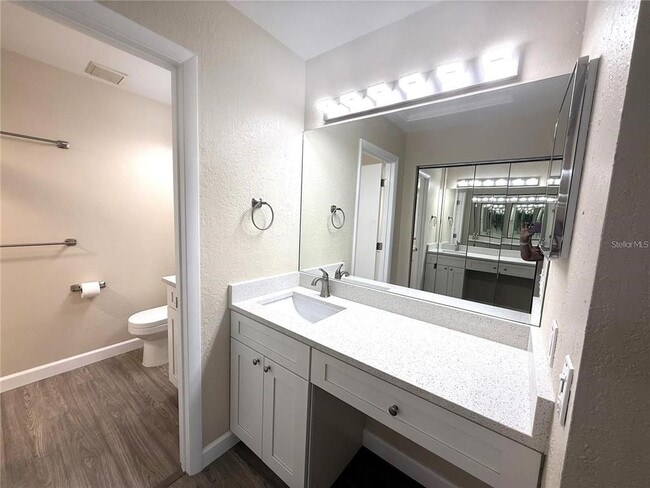 Building Photo - 11241 Cedar Hollow Ln