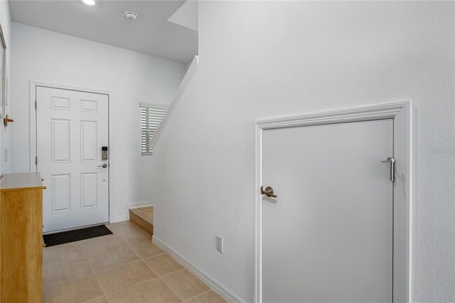 Building Photo - 6011 Whetstone Ct