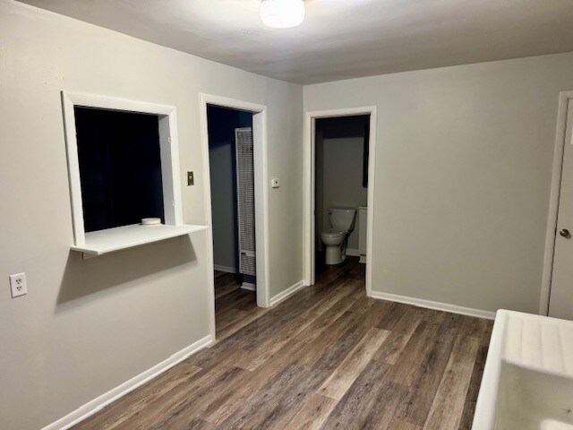 Building Photo - 1930 W Station St