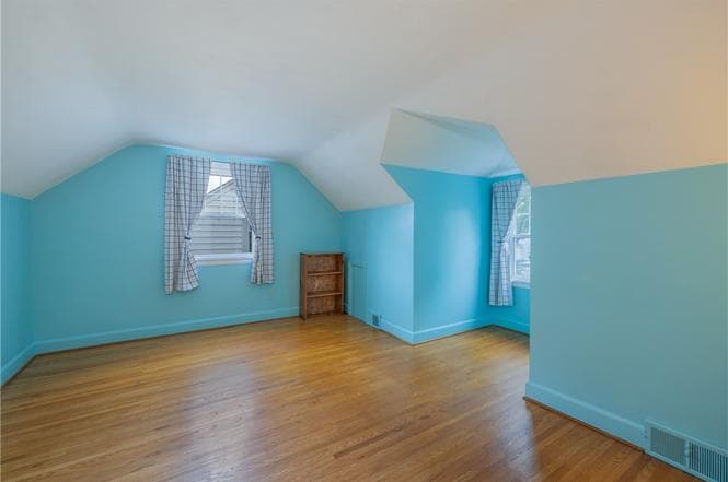 Building Photo - 27 Edgemont Rd