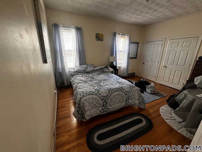 Building Photo - 40 Litchfield St