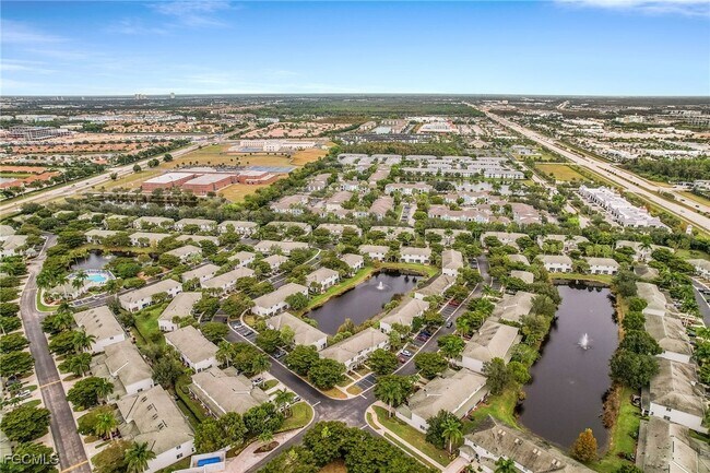 Building Photo - 10094 Poppy Hill Dr