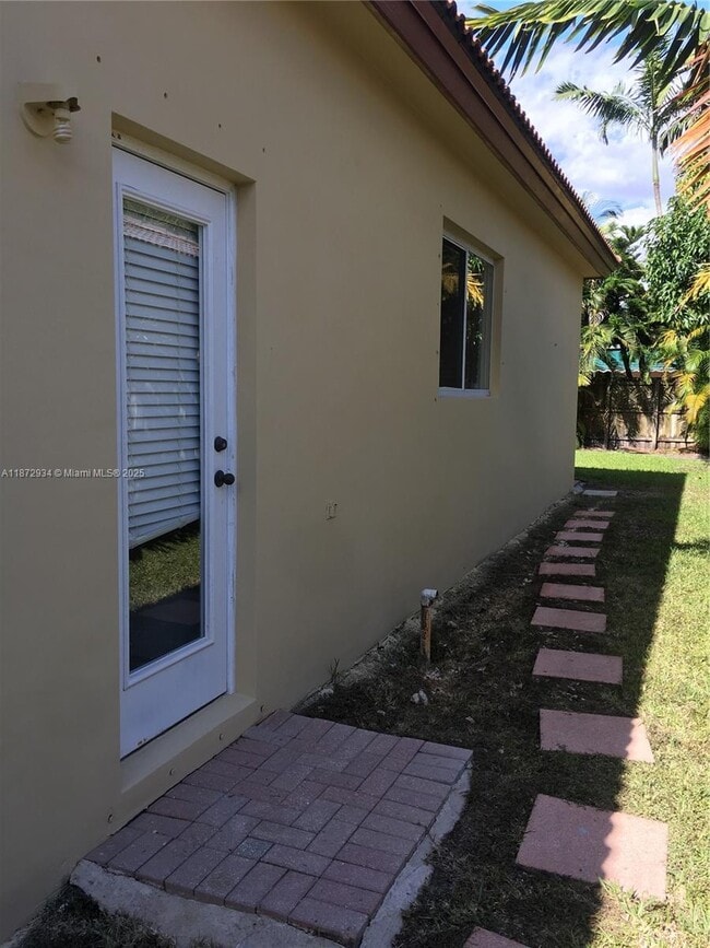 Building Photo - 16637 SW 52nd St