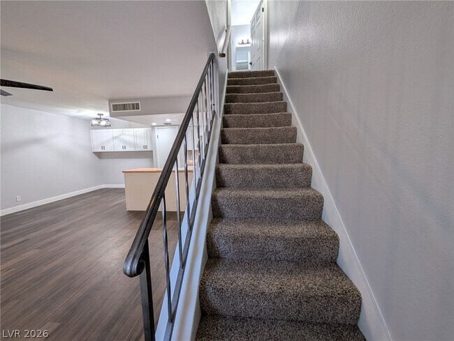 Building Photo - 1441 Dorothy Ave