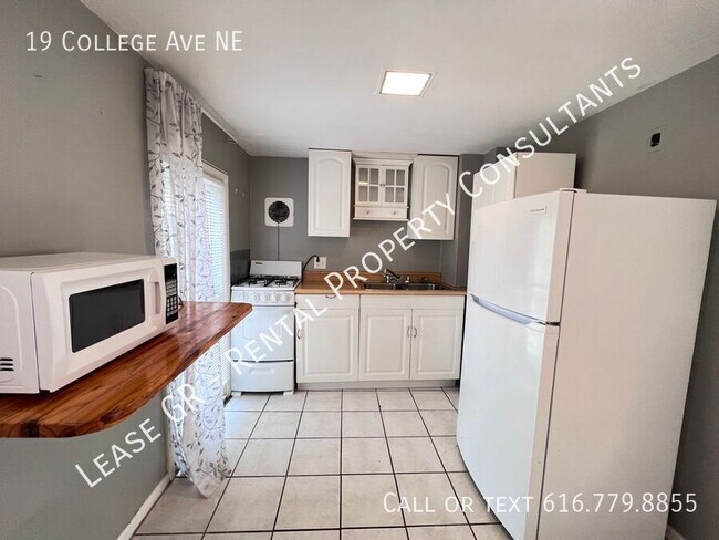 Building Photo - Heritage Hill 1 Bedroom with Heat Included!