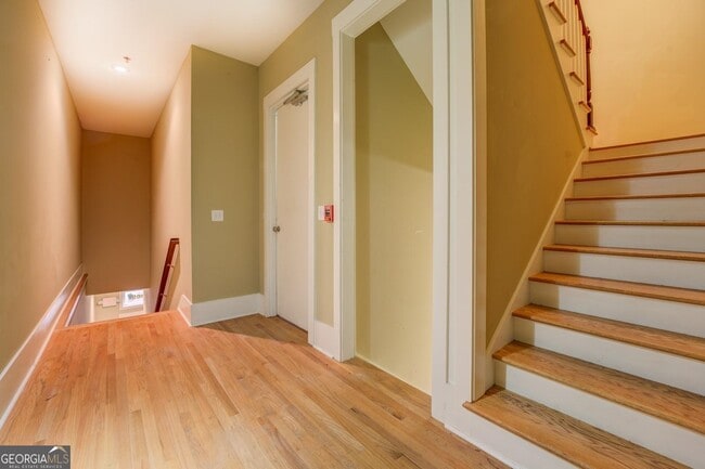 Building Photo - 4165 Raphael Street