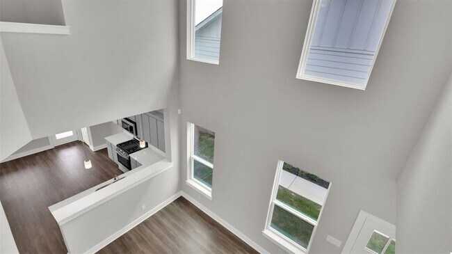 Building Photo - 208 Mirabeau Way