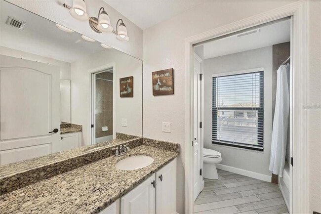 Building Photo - 15530 Aqua Cir