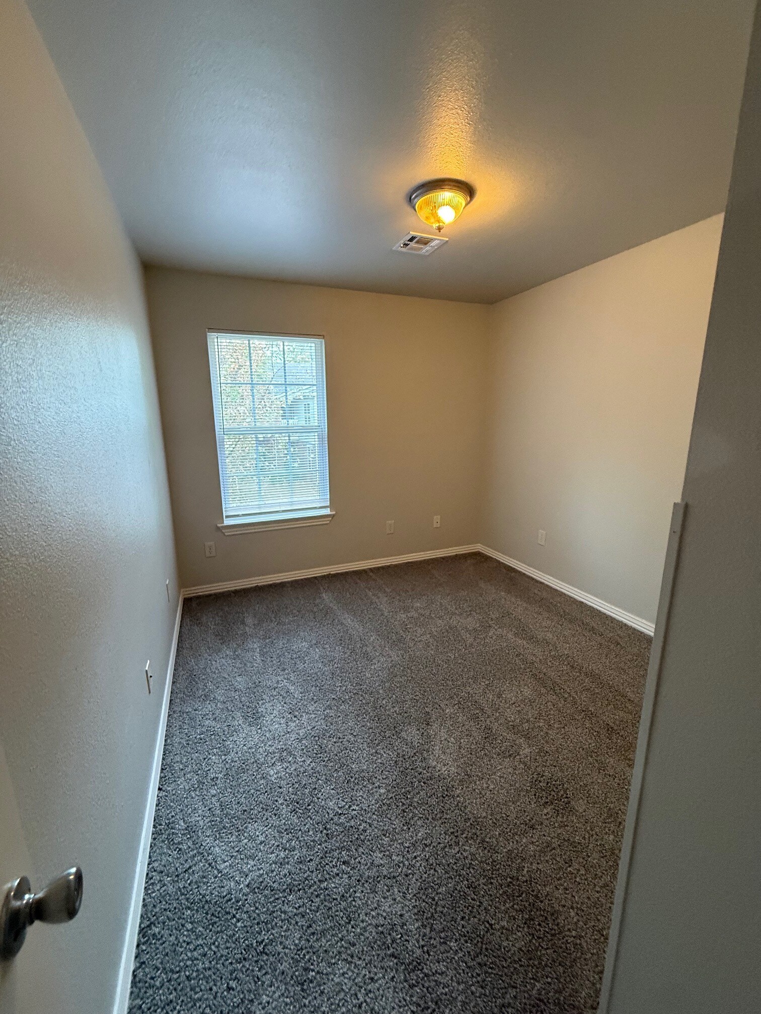 BEDROOM 1 - 2910 Meridian Plz