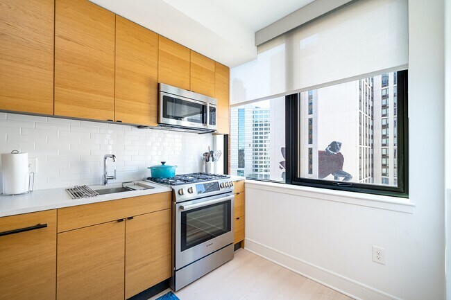 Building Photo - Fantastic One Bedroom in Downtown JC