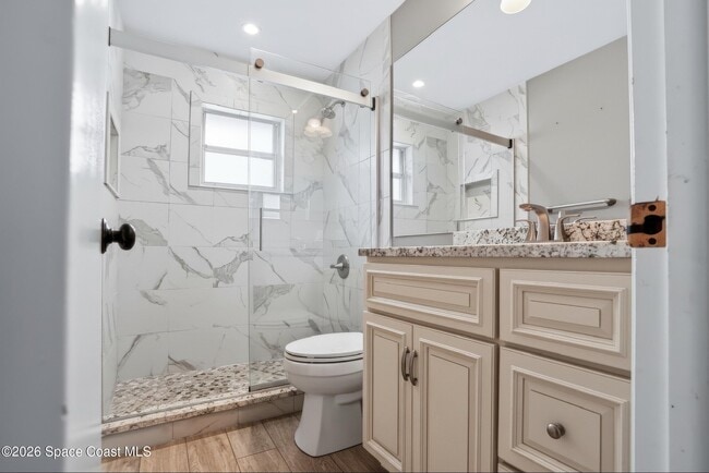 Building Photo - 741 Verbenia Dr