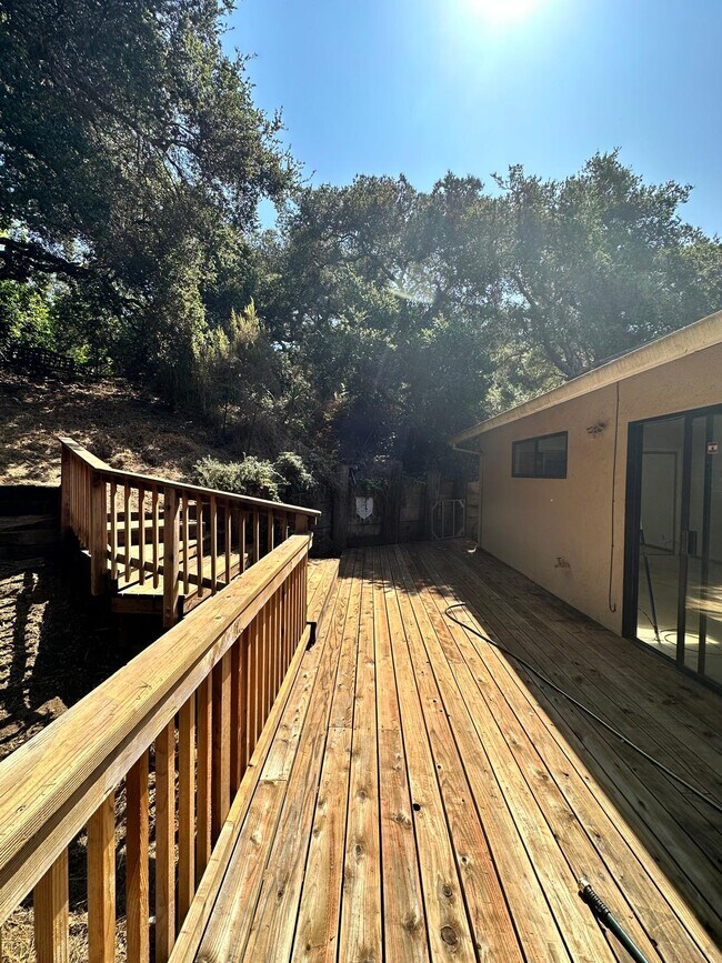 Building Photo - 2431 Rifle Range Dr