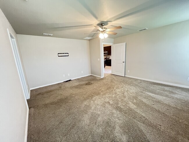 Building Photo - 2339 143rd St