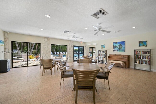 Building Photo - 9940 S Ocean Dr