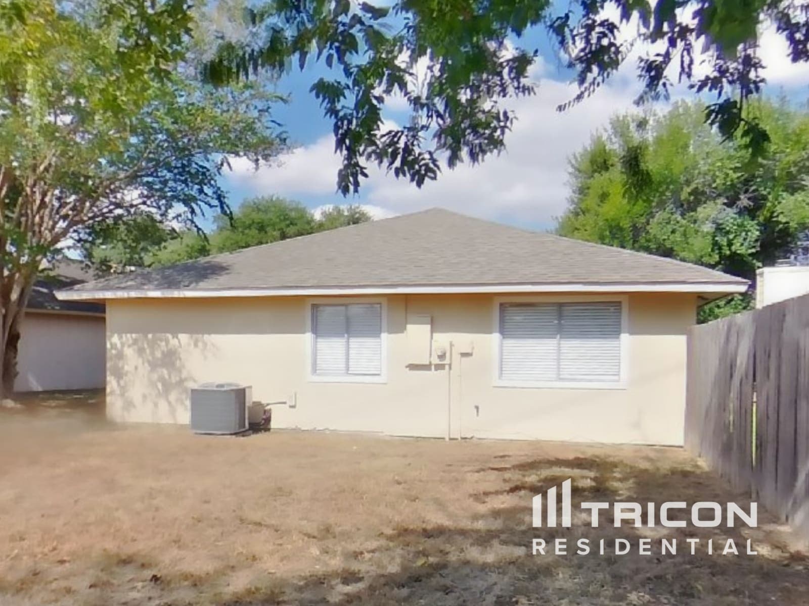 Building Photo - 17803 Glenmark Dr