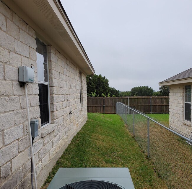 Building Photo - 1306 Powder River Dr