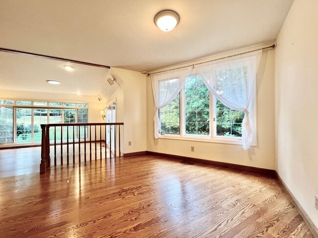 Building Photo - 13906 205th Ave NE