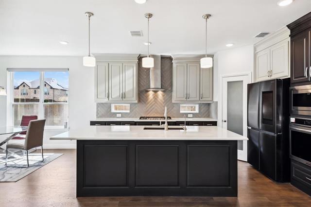 Building Photo - 9562 Halma Trail