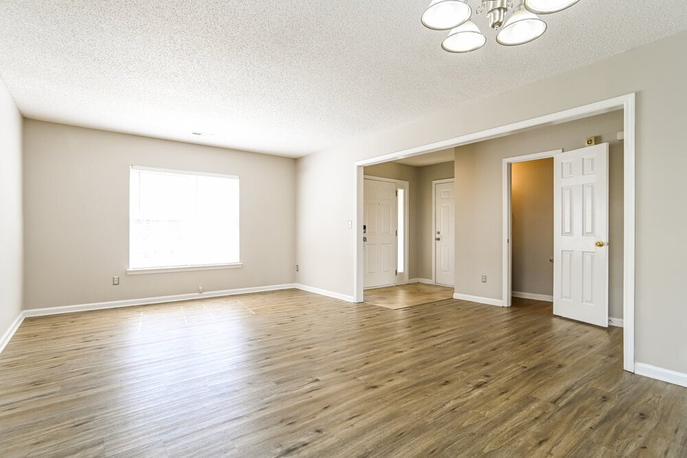 Building Photo - 426 Havenbrook Way NW