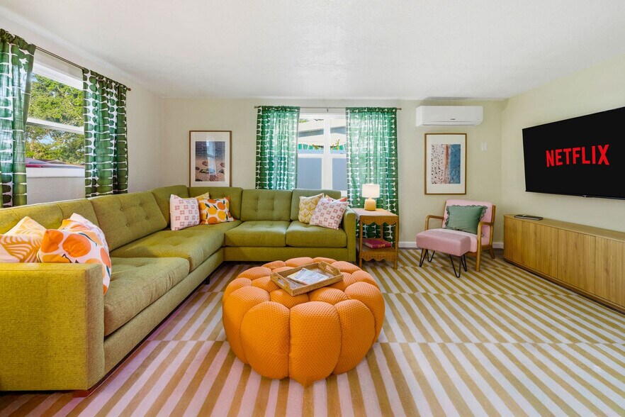 Building Photo - 3116 Karen Ave